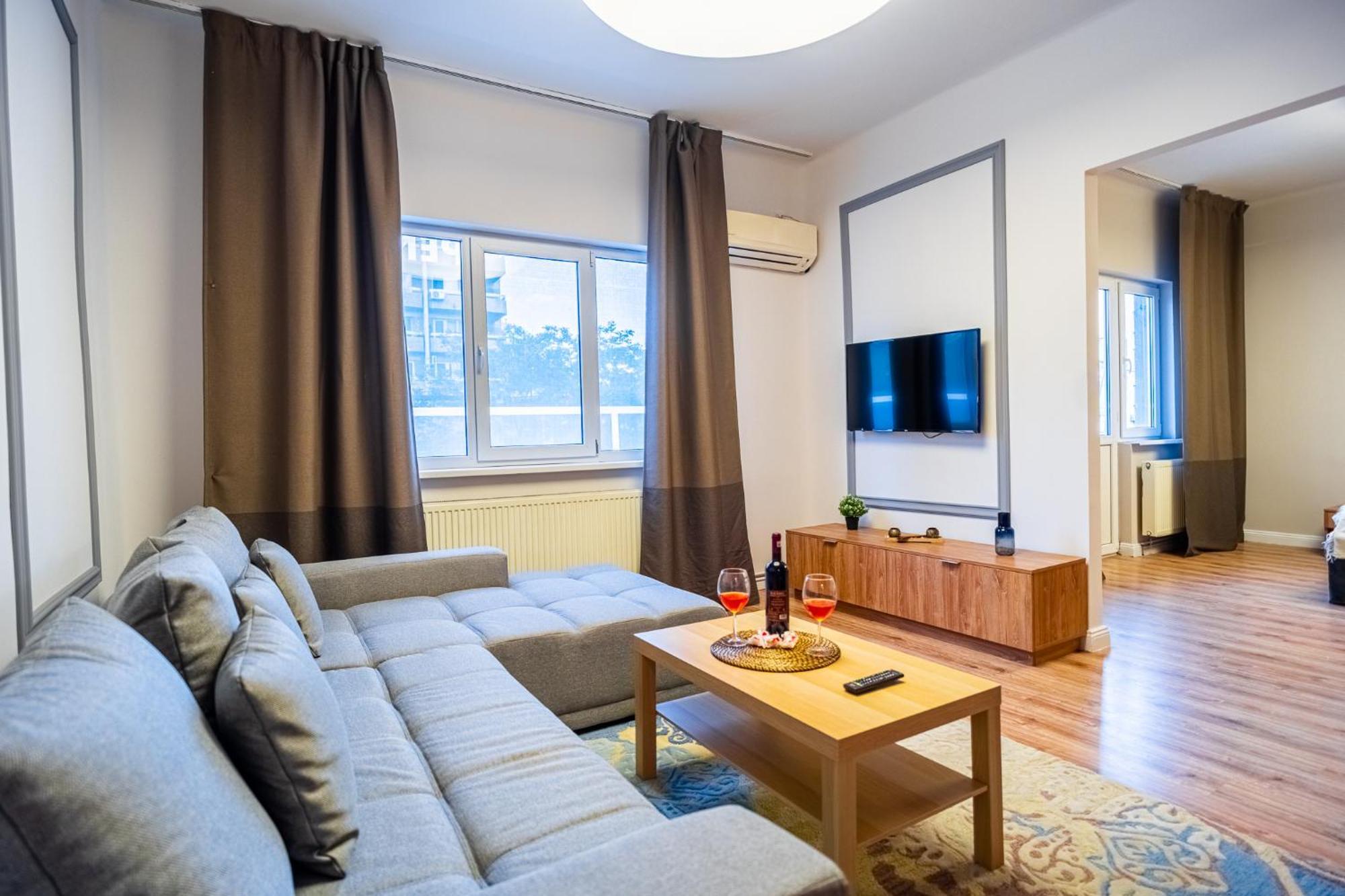 Cozy Apartments Near Calea Victoriei Bukarest Eksteriør billede