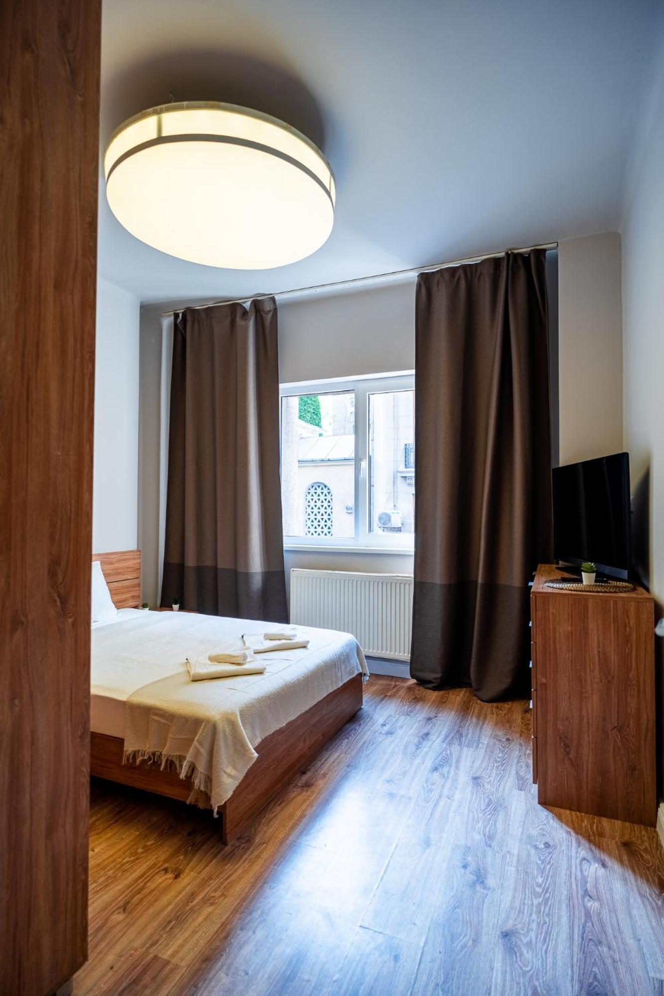 Cozy Apartments Near Calea Victoriei Bukarest Eksteriør billede